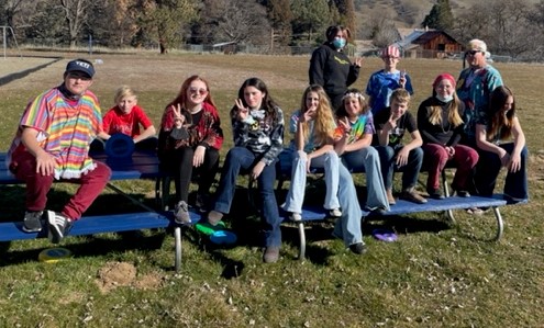 Picture of students in 6-8 dressed up.